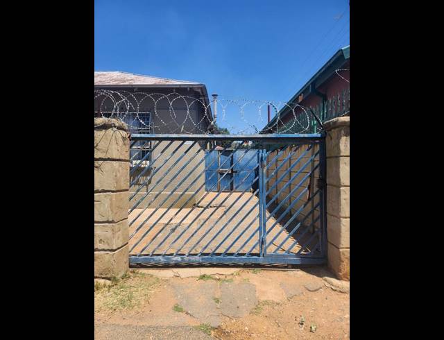 7 BEDROOM HOUSE FOR SALE IN TURFFONTEIN